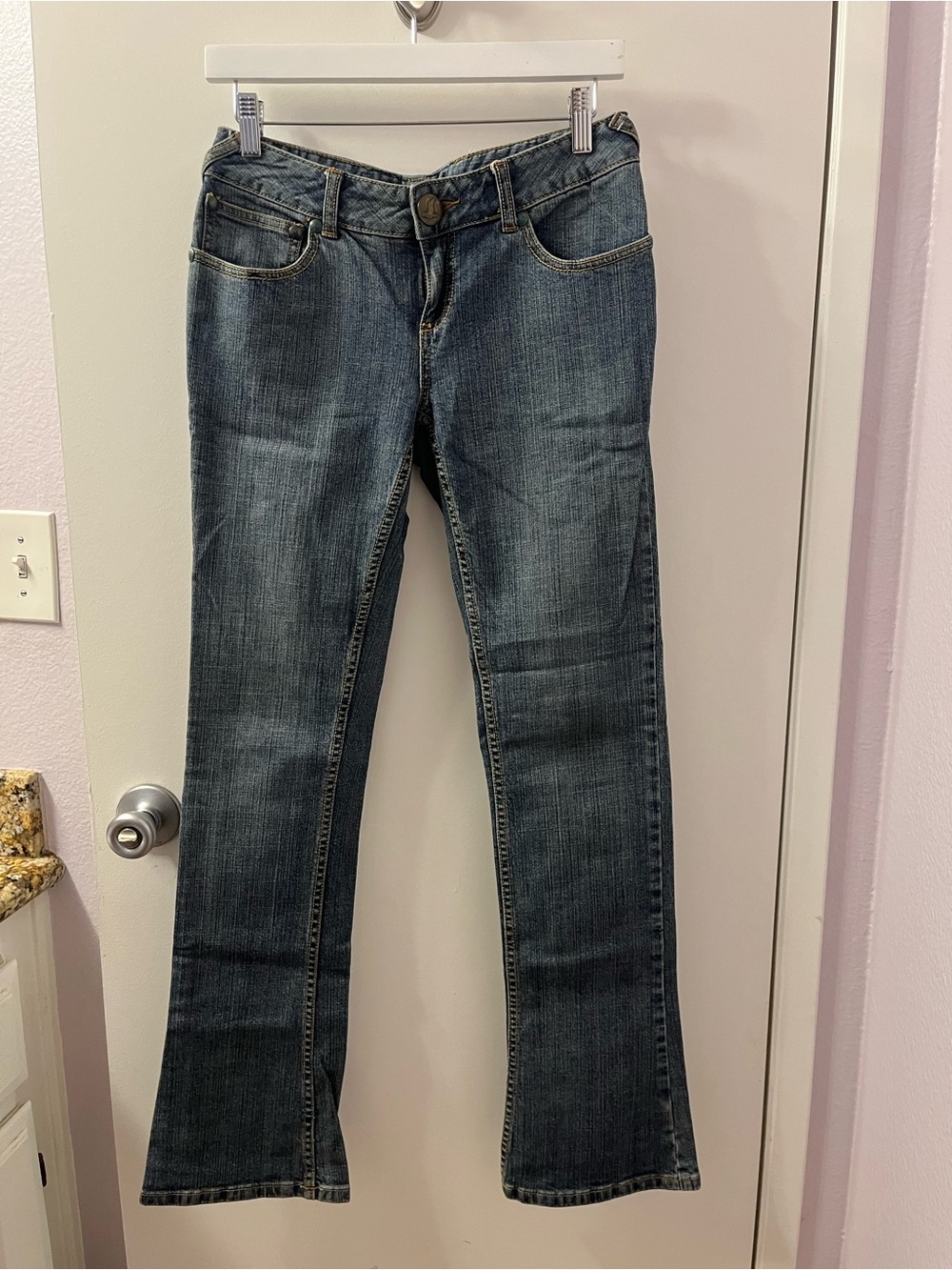 Free People Women's Flared Jeans in Dark Blue Wash EUC
